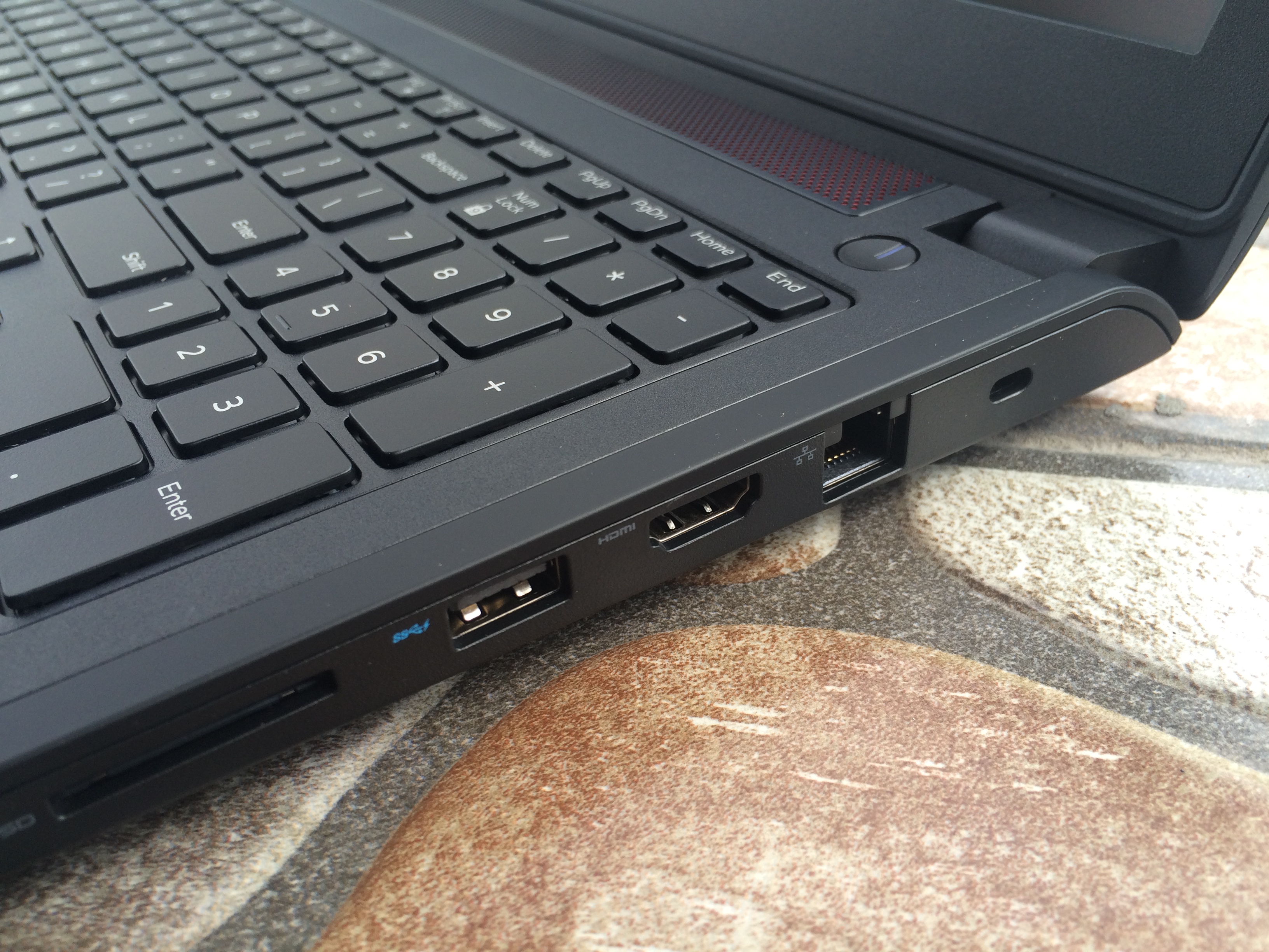 cong ket noi dell 7559